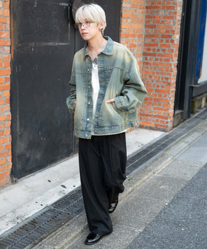 デニム淡加工 モデル：175cm L着用