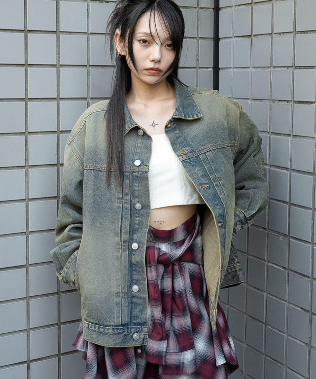 デニム淡加工　モデル：159cm M着用