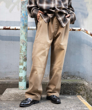 ベージュ モデル：175cm L着用