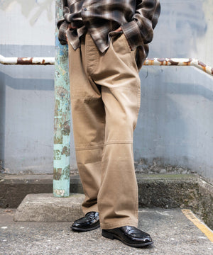 ベージュ モデル：175cm L着用