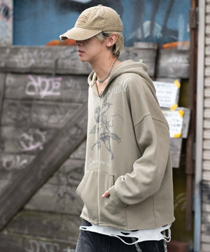 ベージュソノタ モデル：175cm L着用