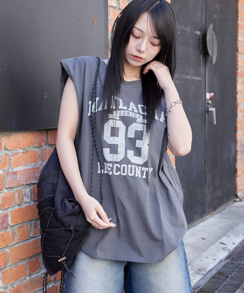 柄5　モデル:159cm M着用