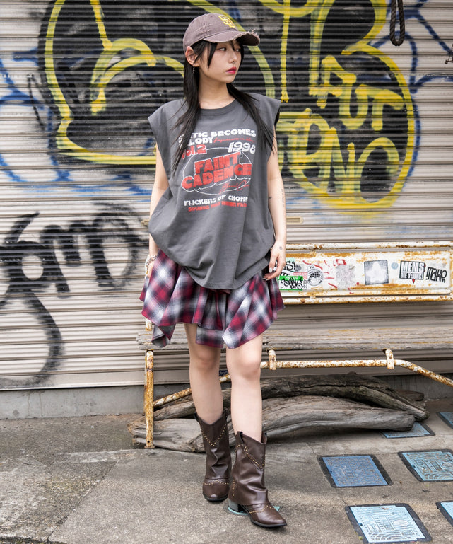 柄13モデル：159cm M着用