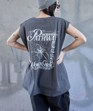 柄7　モデル:159cm M着用