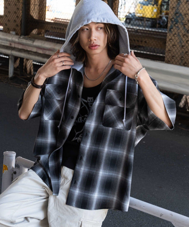 ブラックチェック1  モデル：175cm L着用
