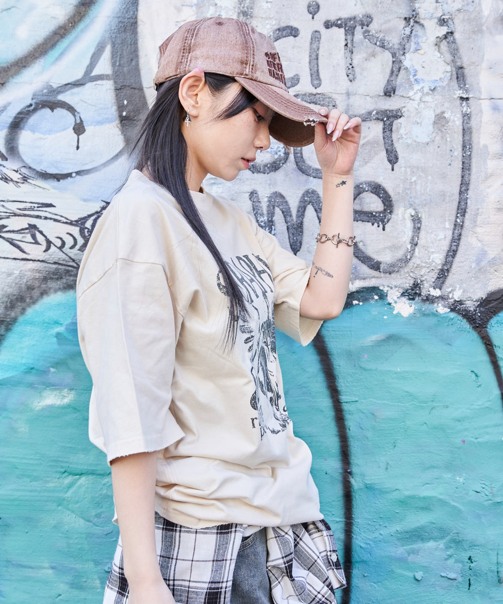 オフホワイト モデル:159cm M着用