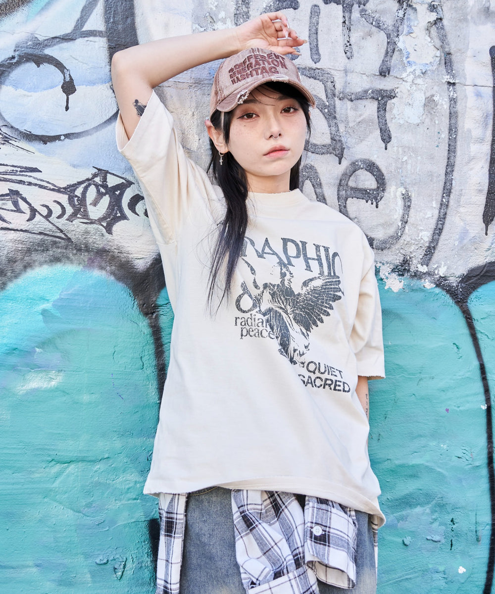 オフホワイト モデル:159cm M着用