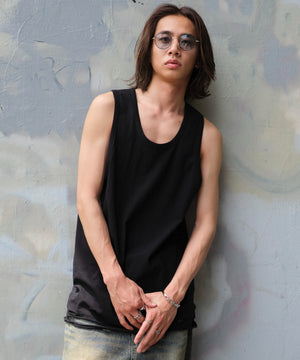 ブラック モデル：175cm L着用