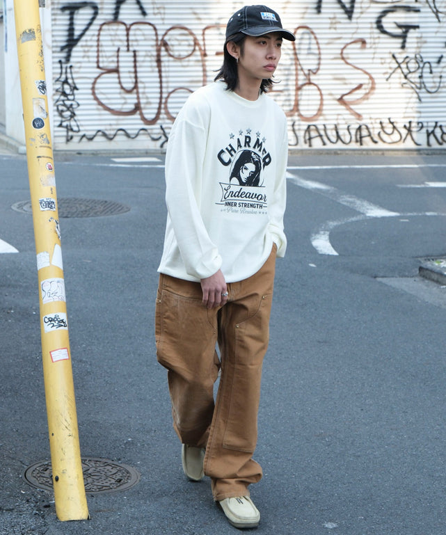 オフホワイト　モデル:175cm L着用