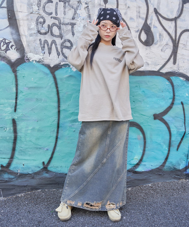 ベージュソノタ　モデル:159cm L着用