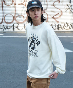 オフホワイト　モデル:175cm L着用