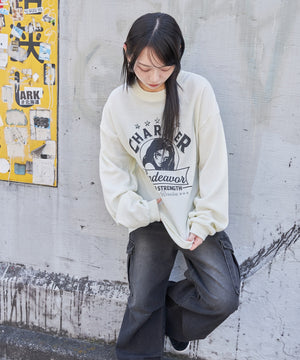 オフホワイト　モデル:159cm L着用