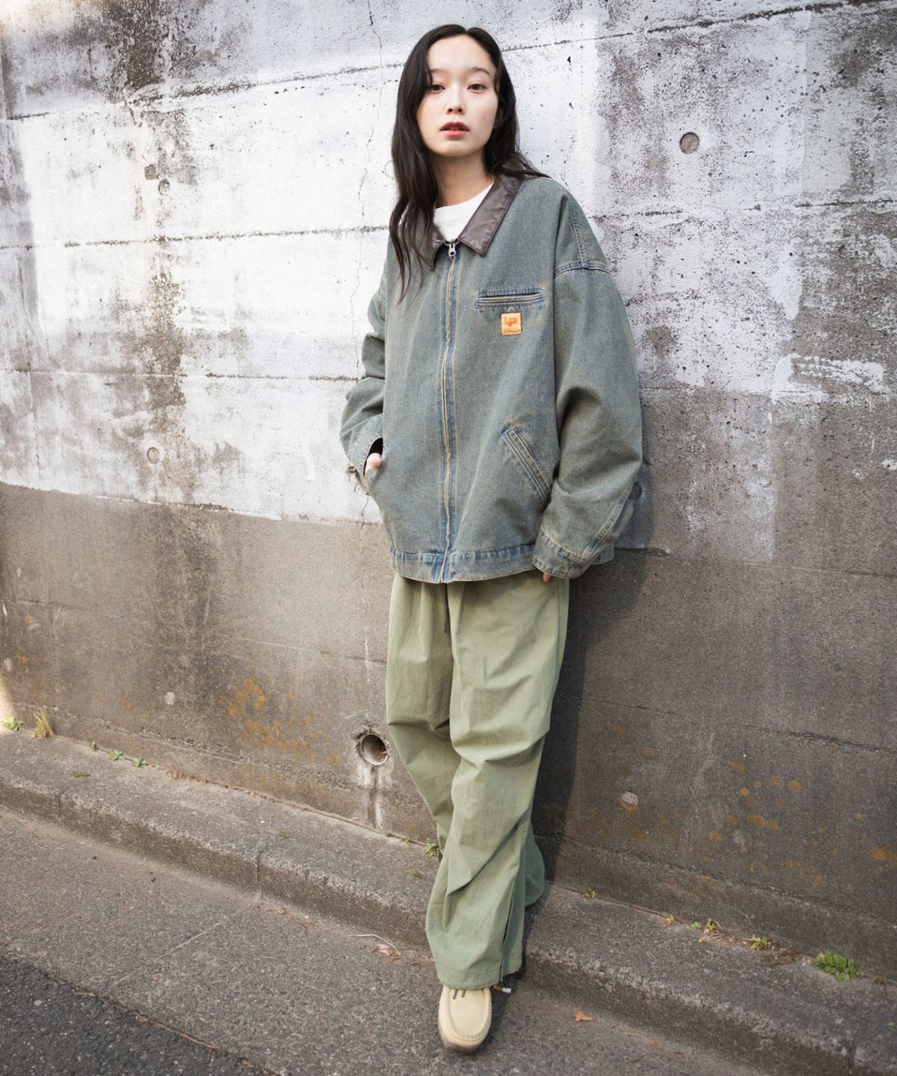 デニム淡加工　モデル:161cm L着用