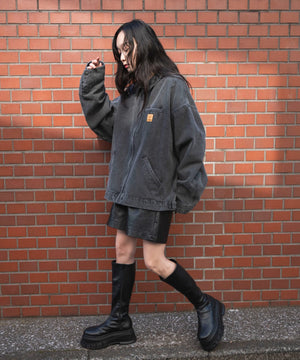 デニムブラックソノタ　モデル:161cm L着用