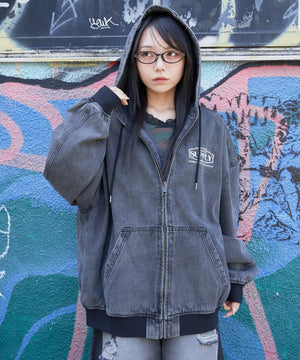 デニムブラックソノタモデル：159cm L着用