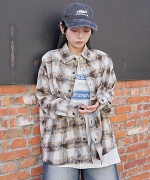 ブラウン モデル：159cm F着用