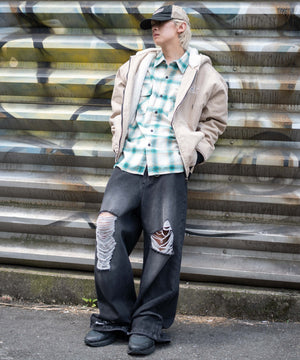 ベージュ モデル：175cm L着用