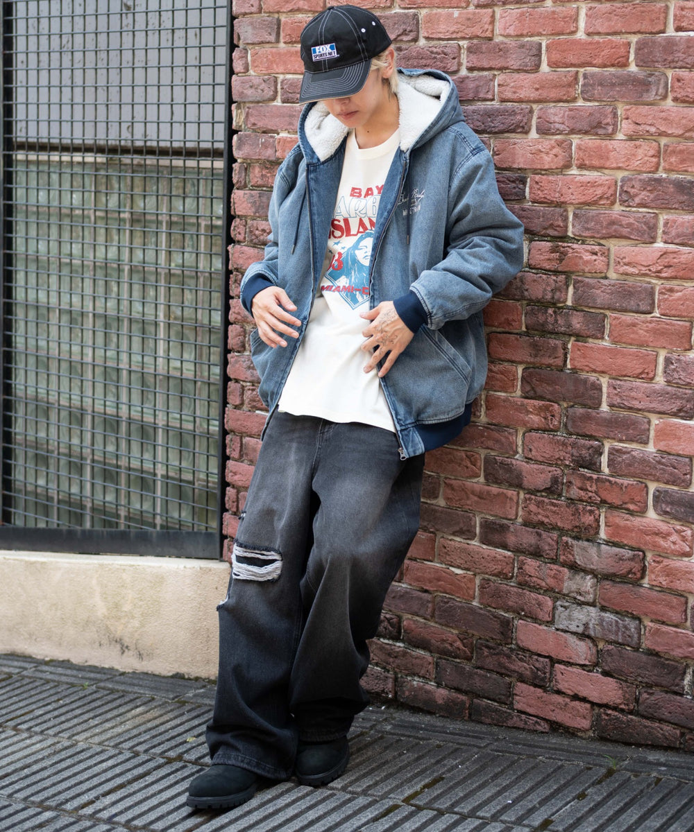 デニム淡加工 モデル：175cm L着用