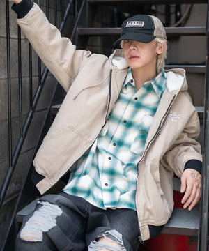 ベージュ モデル：175cm L着用