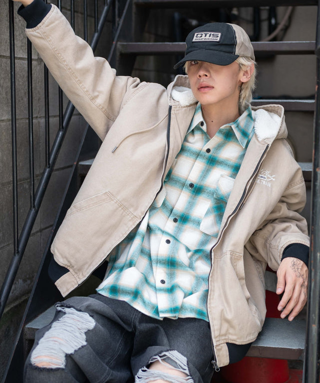 ベージュ モデル：175cm L着用