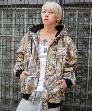 柄１ モデル：175cm L着用