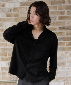 ブラック モデル：182cm L着用