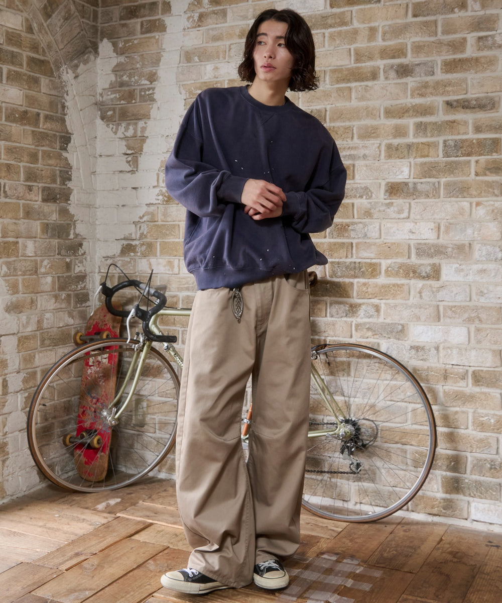 ネイビー モデル：182cm L着用