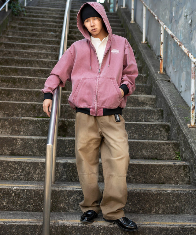 ピンク モデル：175cm L着用