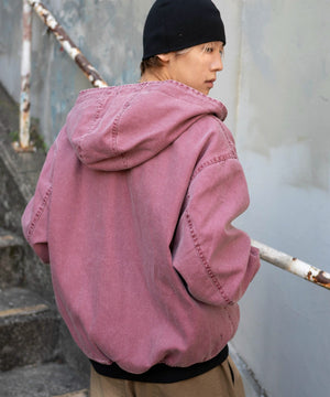 ピンク モデル：175cm L着用