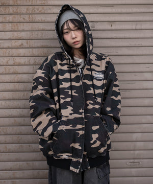 柄１　モデル：159cm L着用