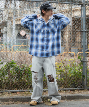 ブルーチェック1 　モデル：175cm L着用