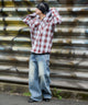 レッドチェック1 モデル：175cm L着用