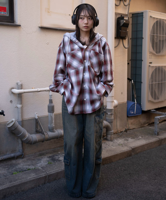 レッドチェック　モデル：159cm M着用