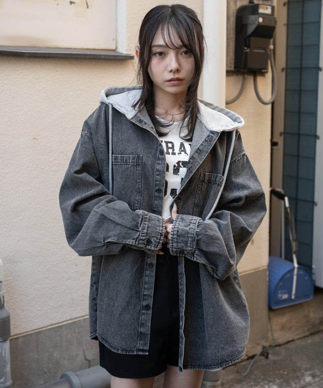 デニムブラックソノタ　モデル：159cm L着用