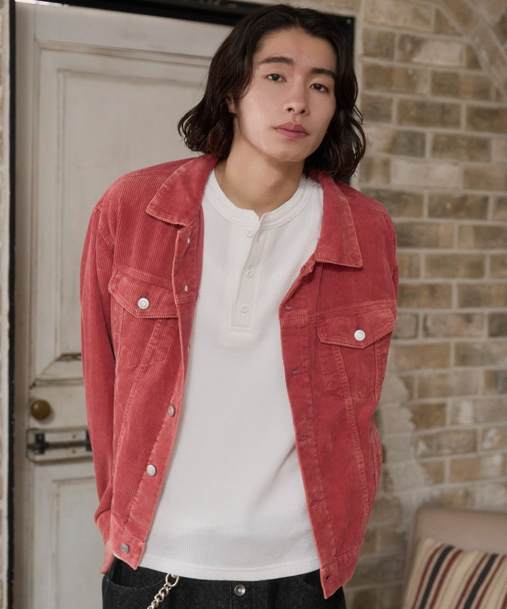 ピンクソノタ モデル：182cm L着用