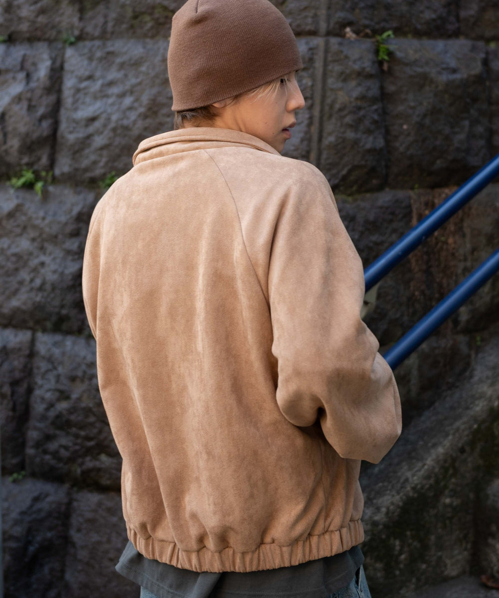 ベージュ モデル：175cm L着用