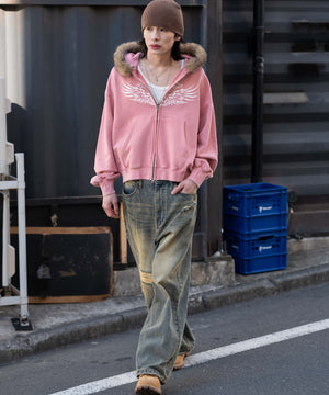 ピンク モデル：182cm L着用