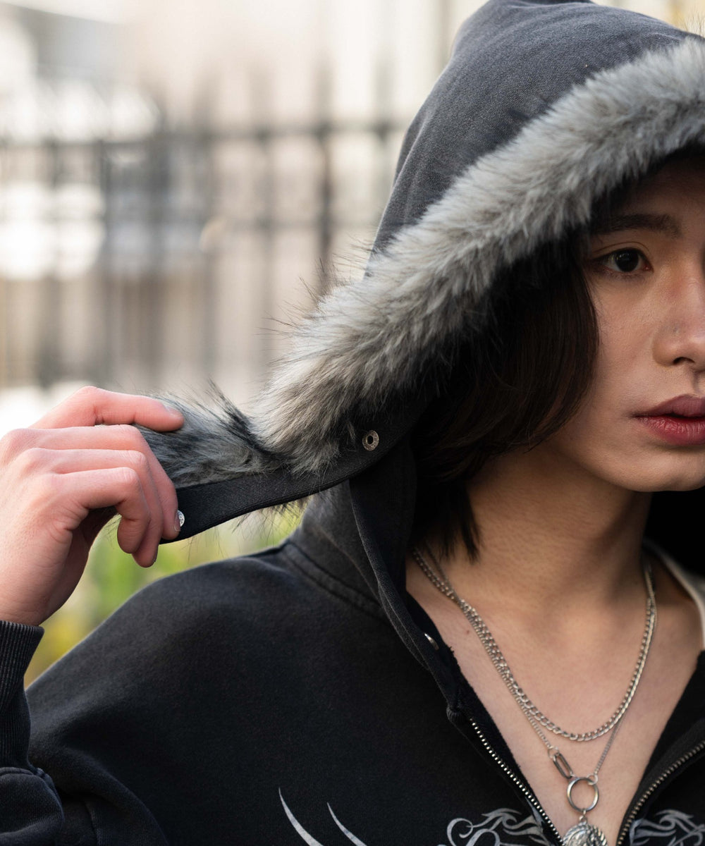 ブリーチファーグラフィックZIPパーカー