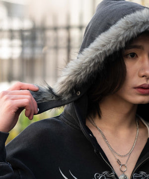 ブリーチファーグラフィックZIPパーカー