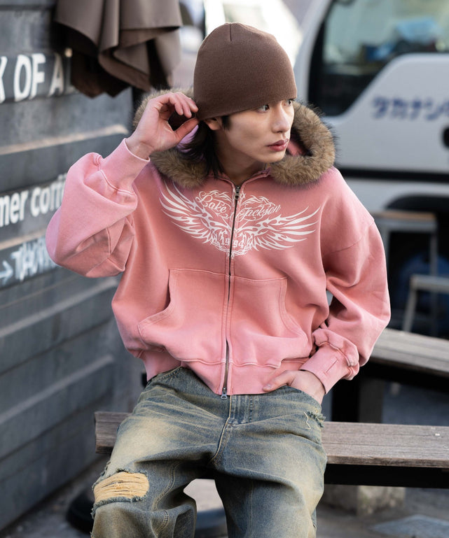 ピンク モデル：182cm L着用