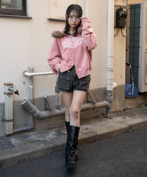 ピンク　モデル：159cm L着用