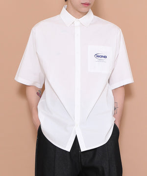 ホワイト モデル：178㎝ 着用