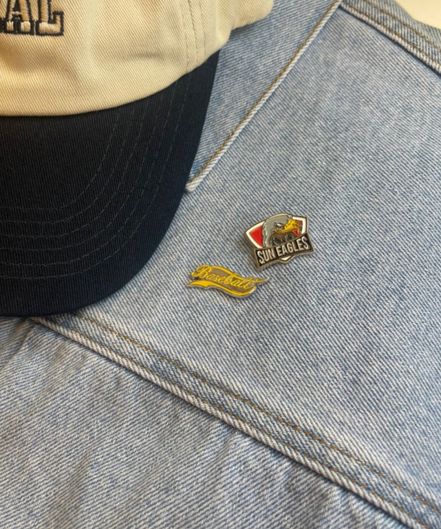 メタルピンバッジ