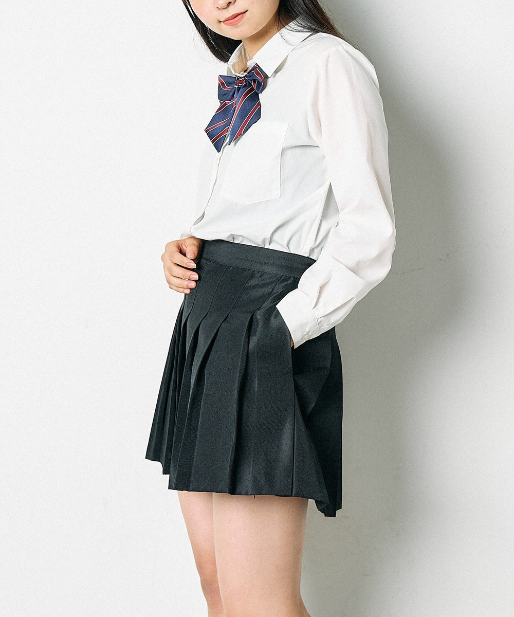 ブラック モデル：160cm M着用