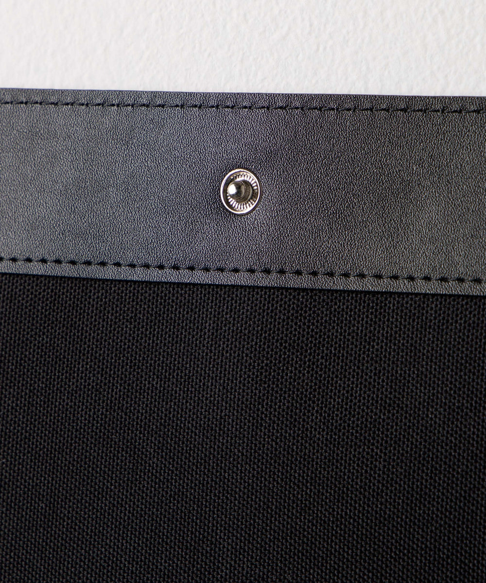 痛缶バッジウォールポケット