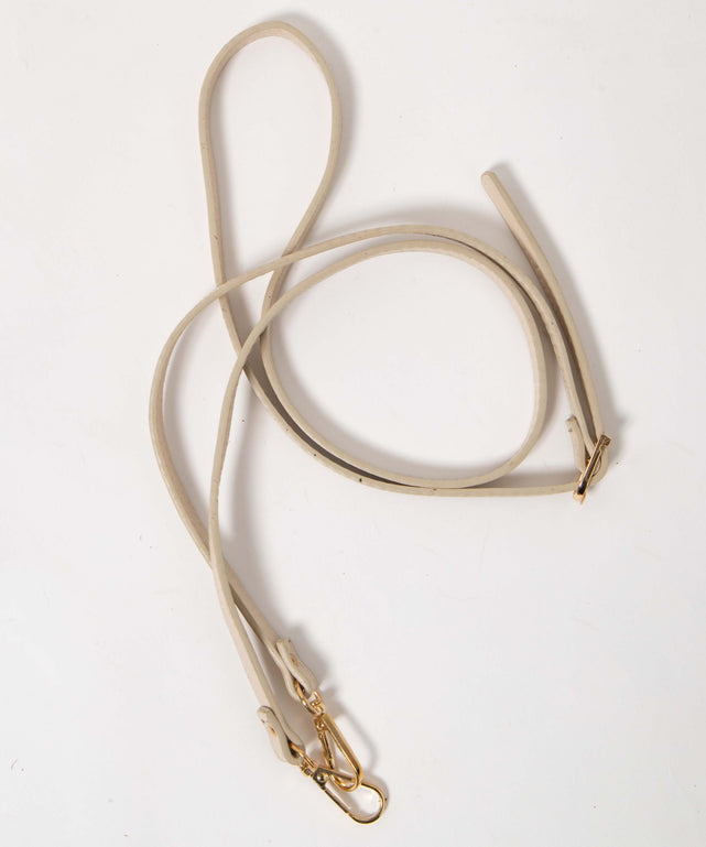 ホワイトアイボリー