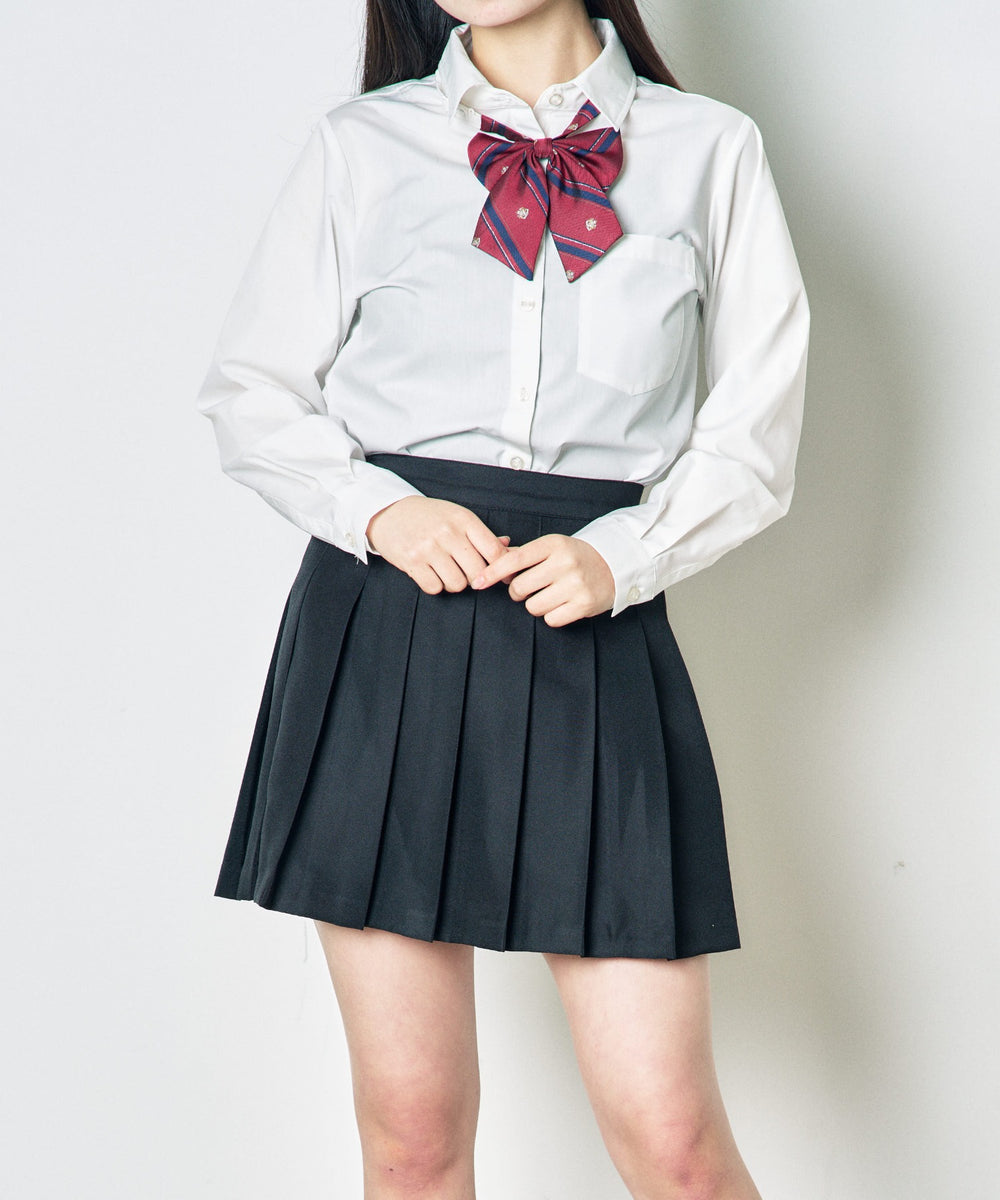 ホワイト　モデル：160cm　M着用