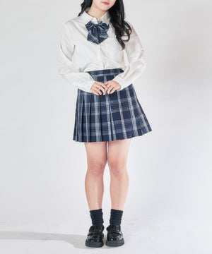 ホワイト　モデル：155cm　M着用