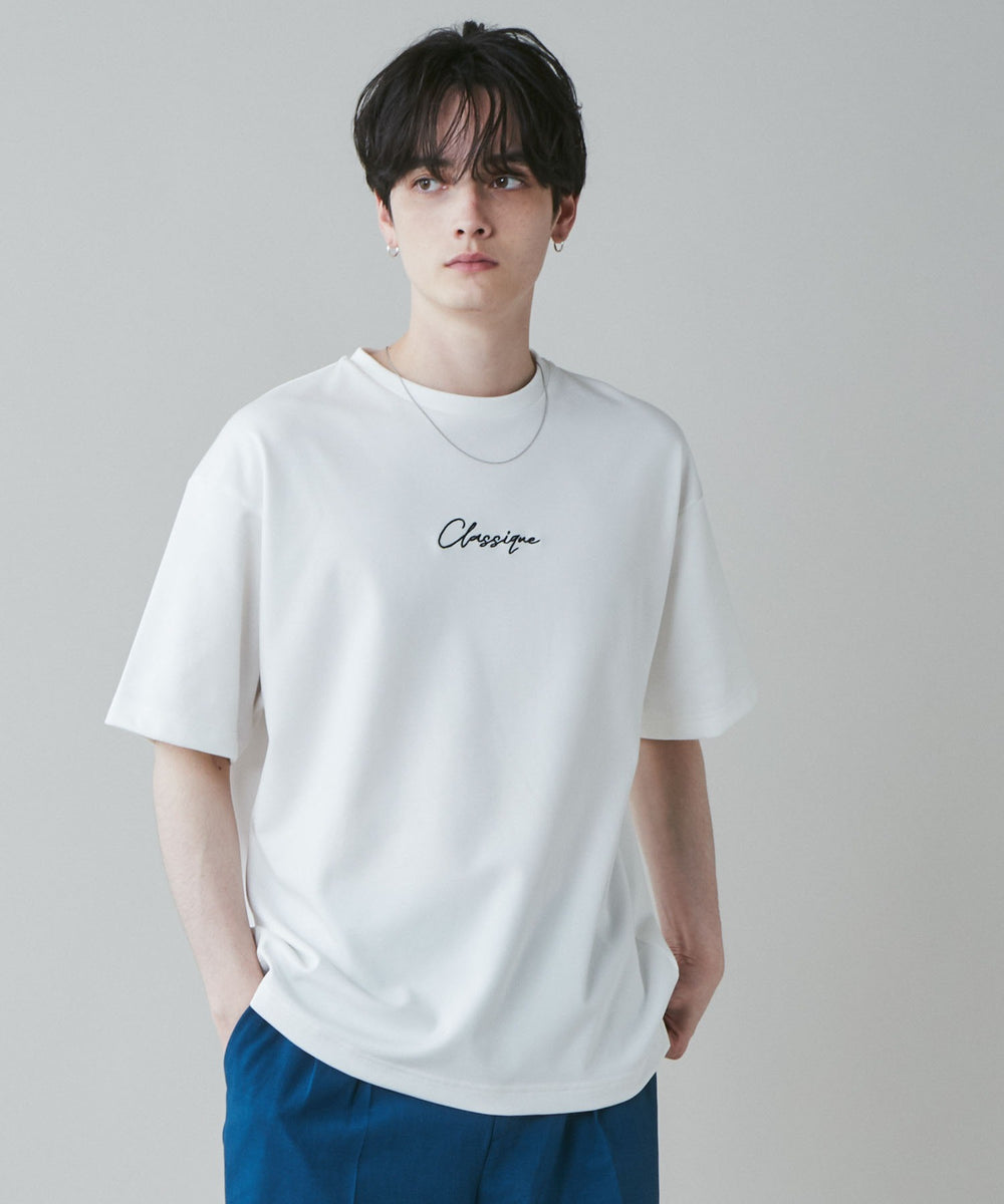 ホワイト モデル：180cm L着用