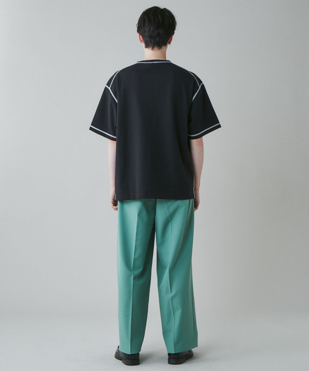 ブラックその他 モデル：180cm L着用